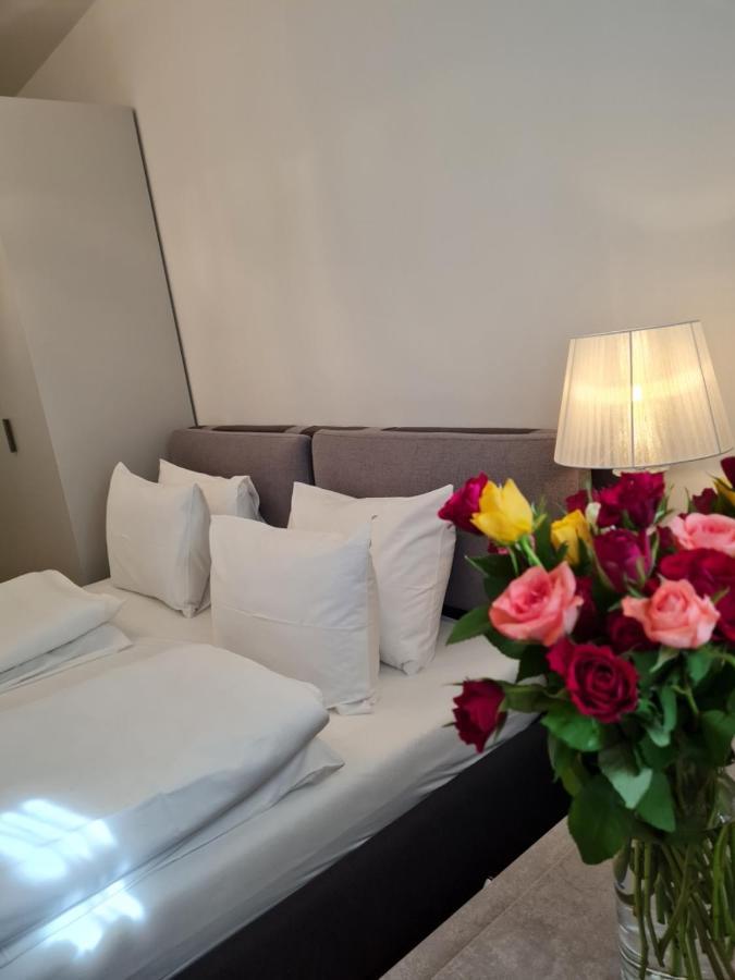 Sole Di Diana Luxury Apartments Пескиера дел Гарда Екстериор снимка