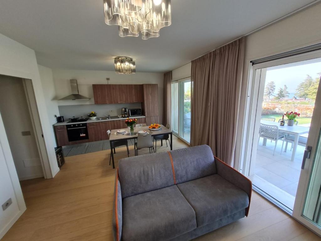Sole Di Diana Luxury Apartments Пескиера дел Гарда Екстериор снимка