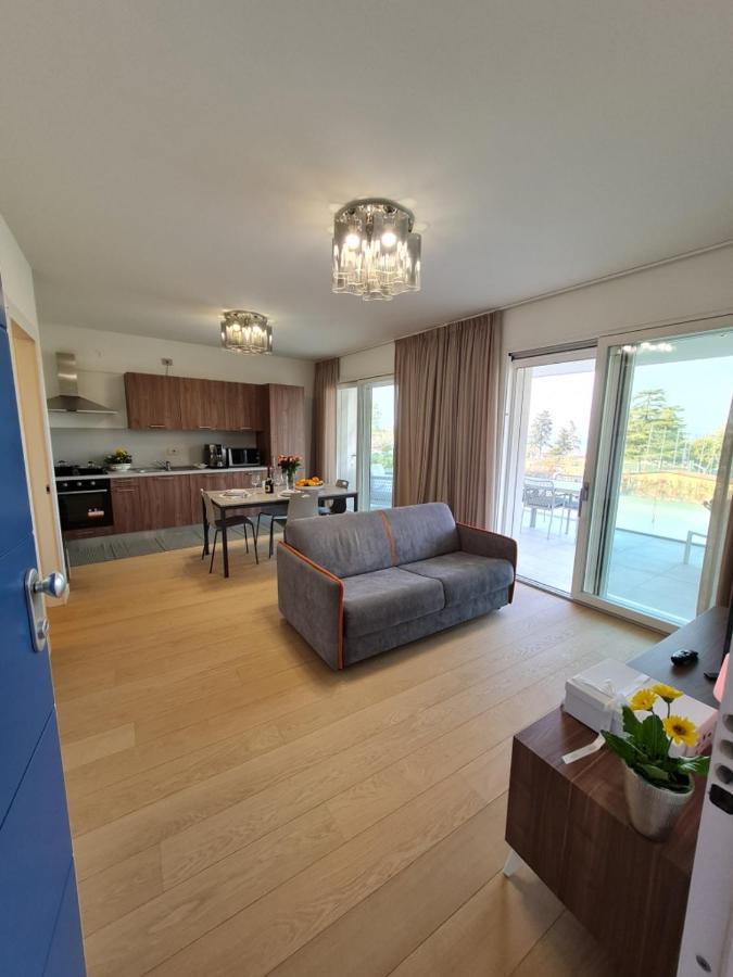 Sole Di Diana Luxury Apartments Пескиера дел Гарда Екстериор снимка