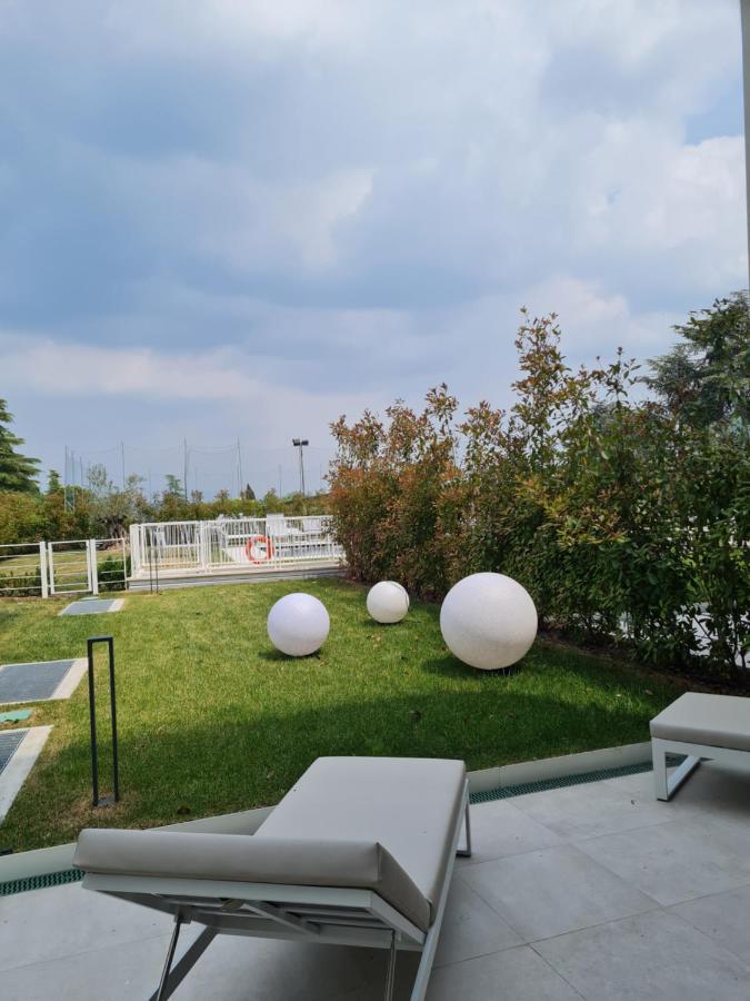 Sole Di Diana Luxury Apartments Пескиера дел Гарда Екстериор снимка